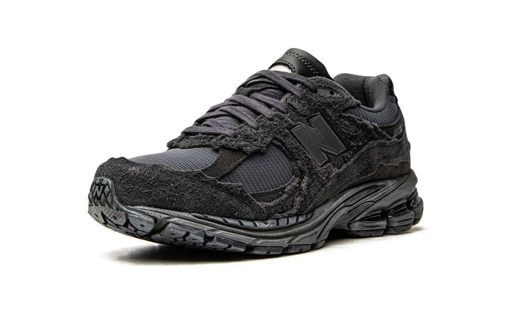 New Balance 2002R Protection Pack Sneakers - Black & Charcoal with Raw-Edge Overlays