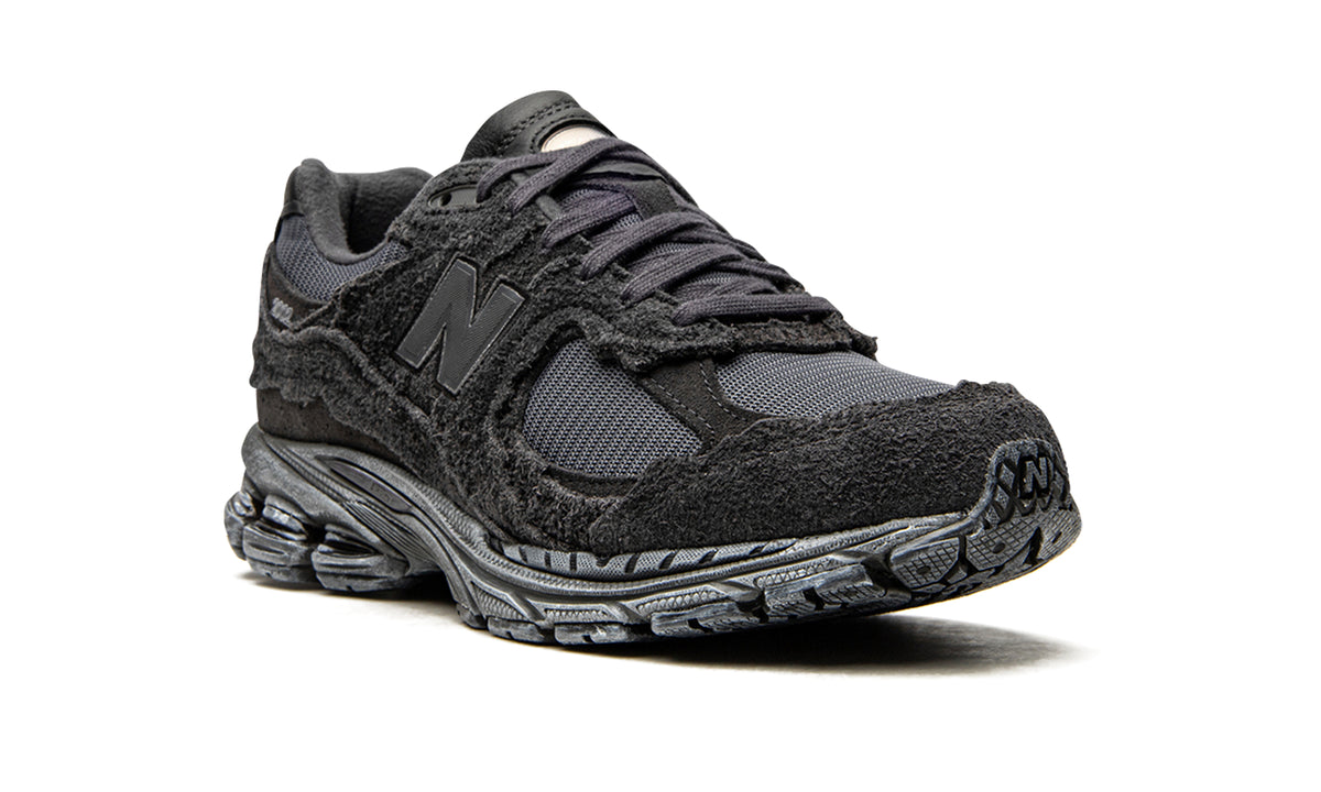 New Balance 2002R Protection Pack Sneakers - Black & Charcoal with Raw-Edge Overlays