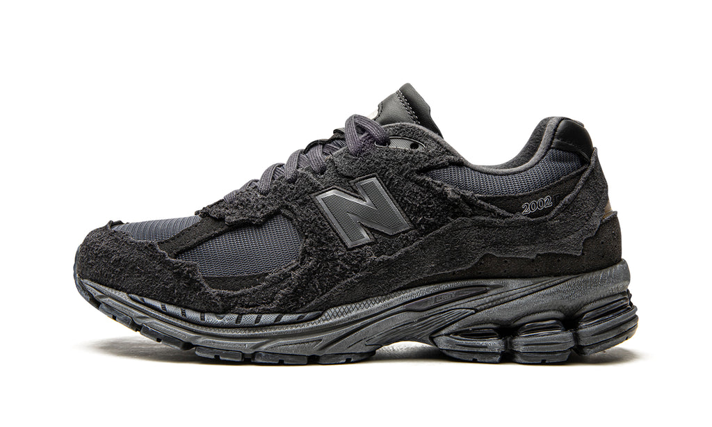 New Balance 2002R Protection Pack Sneakers - Black & Charcoal with Raw-Edge Overlays