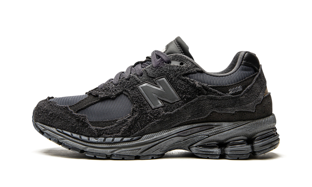 New Balance 2002R Protection Pack Sneakers - Black & Charcoal with Raw-Edge Overlays