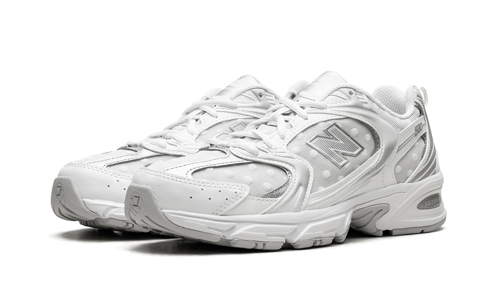 New Balance 530 Sneakers – White & Silver Grey