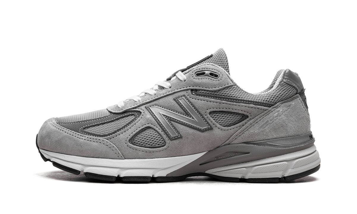 New Balance 990v4 Sneakers - Grey Mesh & Suede-Style Panels