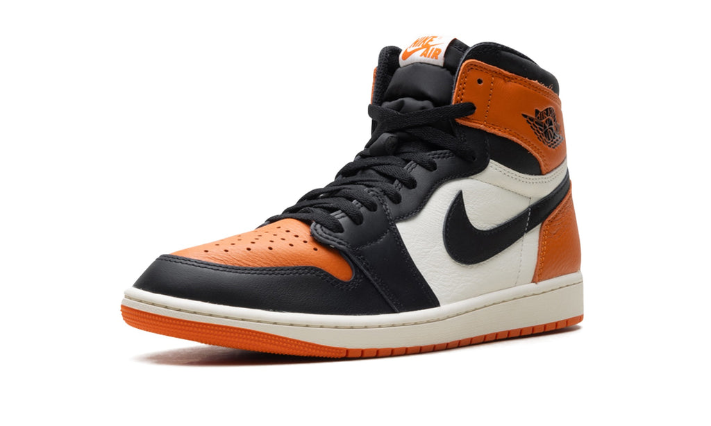 Air Jordan 1 High Sneakers – Orange, Black & White