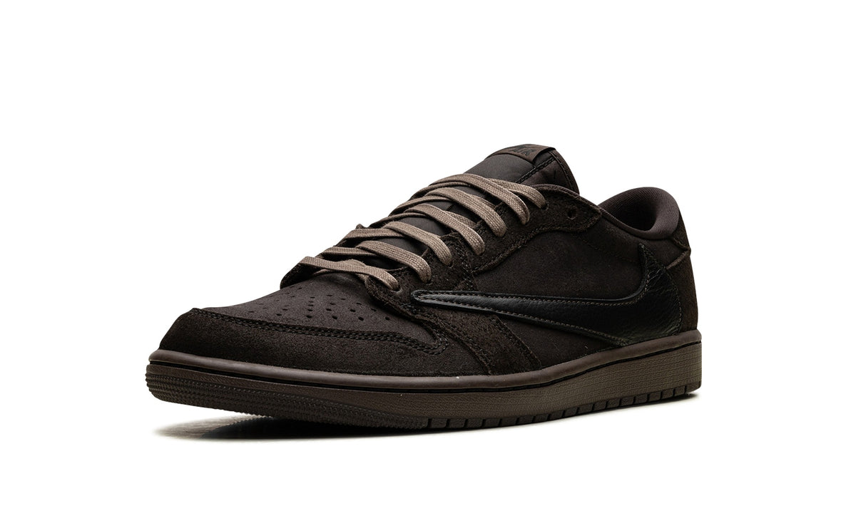 Travis Scott x Air Jordan 1 Low Sneakers – Black & Dark Brown