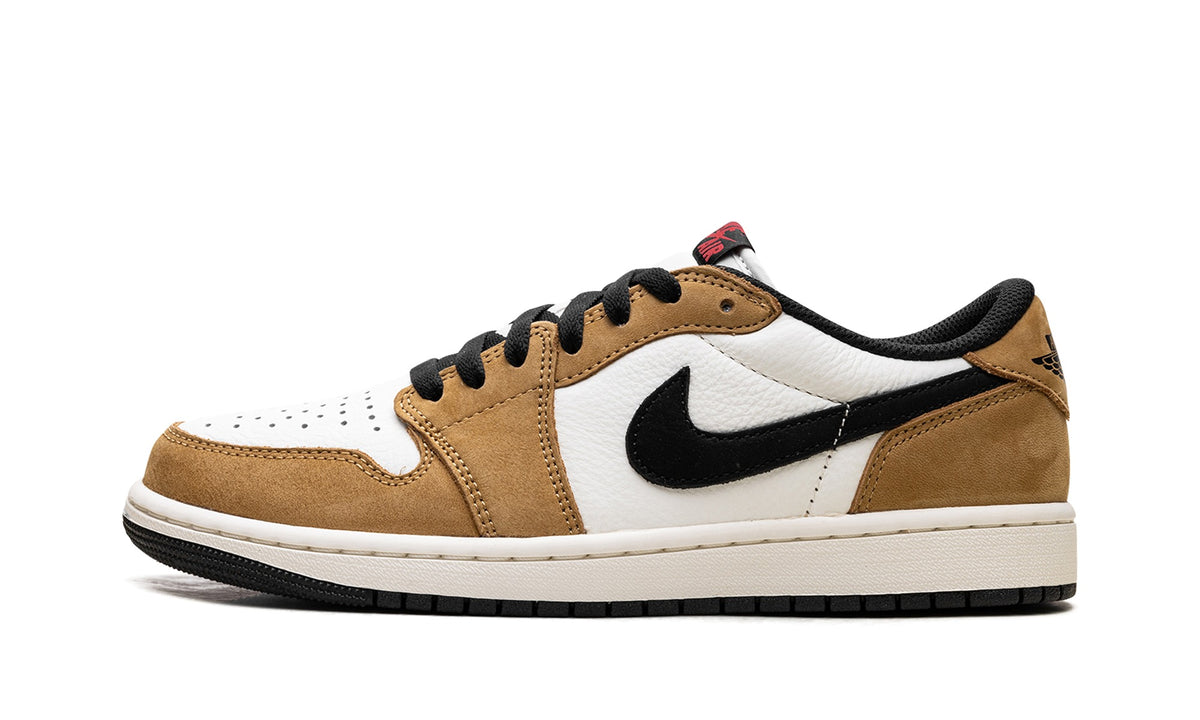 Air Jordan 1 Low Sneakers – Tan, White & Black