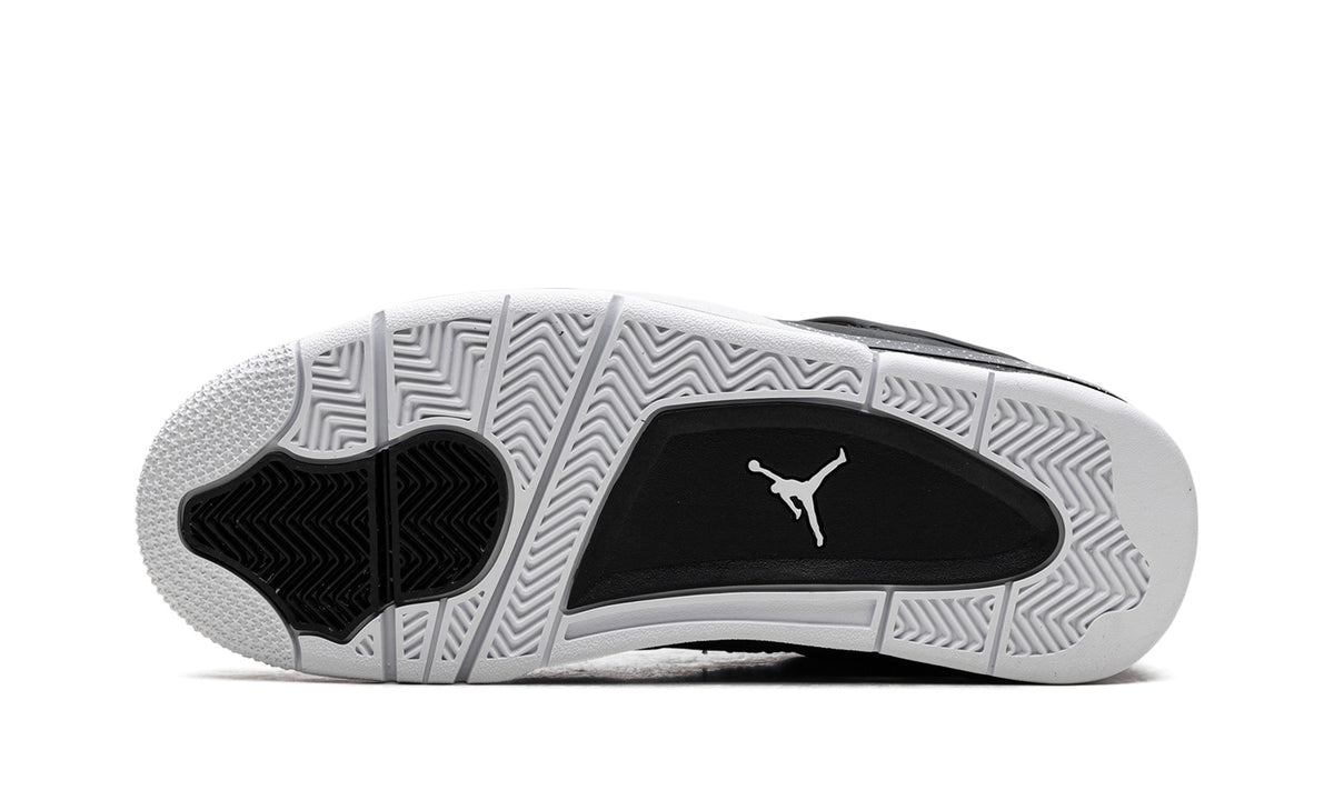 Air Jordan 4 Sneakers – Black, Grey & White
