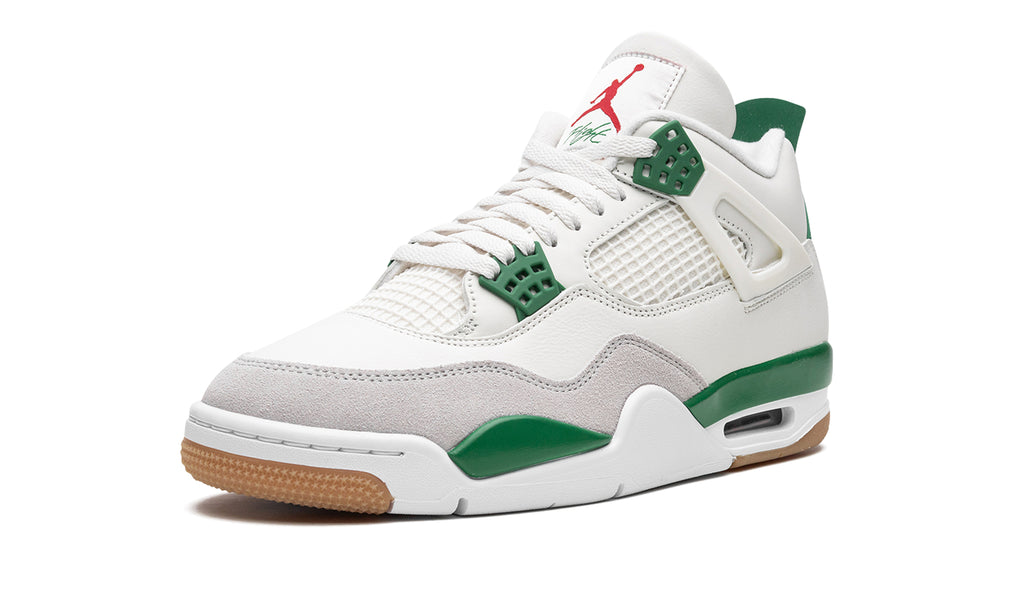 Nike SB x Air Jordan 4 Retro “Pine Green” Sneakers – White, Light Grey, Green & Gum