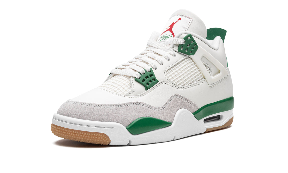 Nike SB x Air Jordan 4 Retro “Pine Green” Sneakers – White, Light Grey, Green & Gum