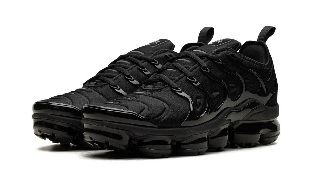 Nike Air VaporMax Plus Sneakers - All Black with Glossy Cage and Visible Air Sole