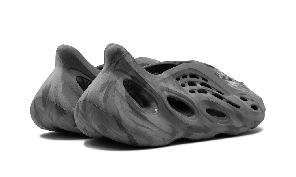 Yeezy Foam Runner Slip-On Shoes - Marbled Grey with Sculpted Cutouts