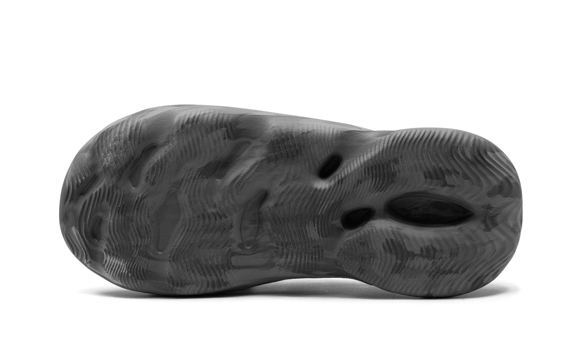 Yeezy Foam Runner Slip-On Shoes - Marbled Grey with Sculpted Cutouts