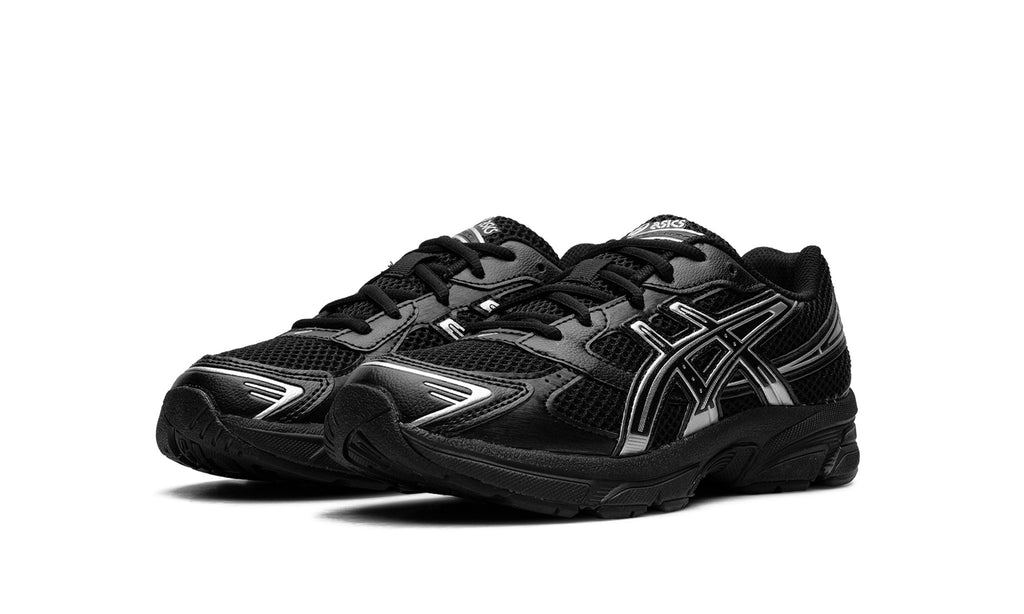 ASICS GEL-1130 Sneakers – Black & Metallic Silver