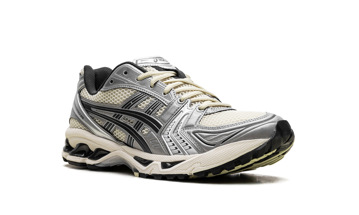 ASICS GEL-KAYANO 14 Sneakers - Metallic Silver, Cream & Black