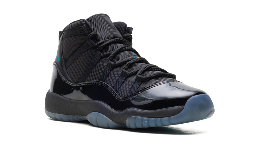 Air Jordan 11 High-Top Sneakers – Black & Blue