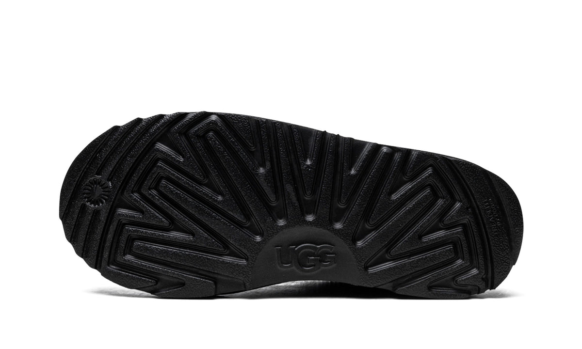 UGG Tasman Slippers – Black & White