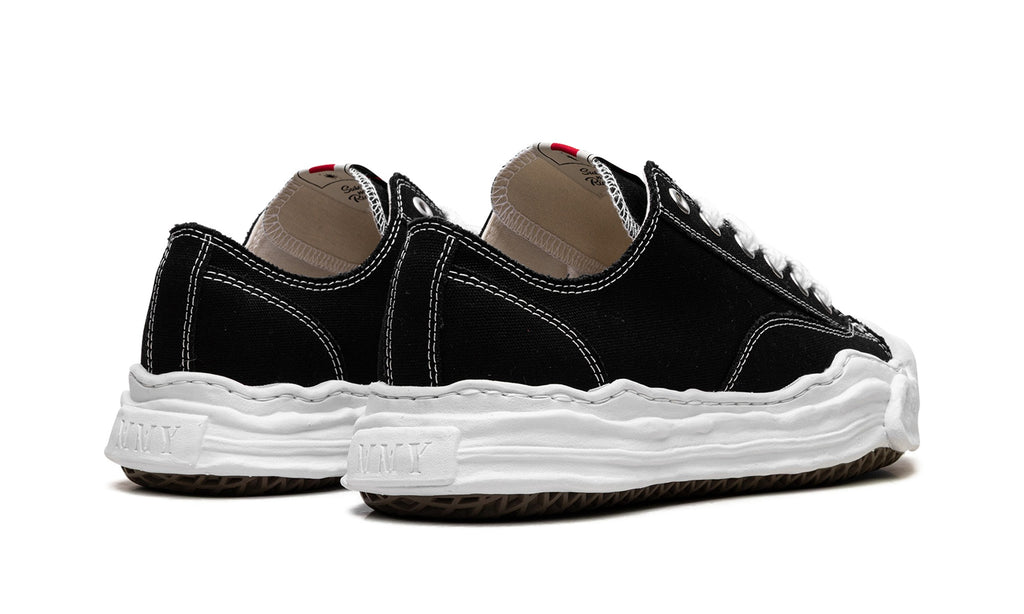 Maison Mihara Yasuhiro Low-Top Sneakers – Black & White