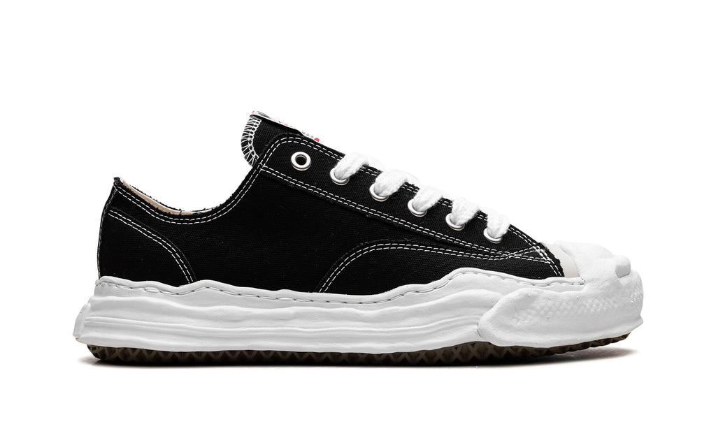 Maison Mihara Yasuhiro Low-Top Sneakers – Black & White