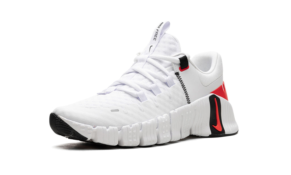 Nike Free Metcon 5 Sneakers – White, Red & Black