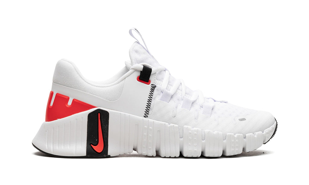 Nike Free Metcon 5 Sneakers – White, Red & Black