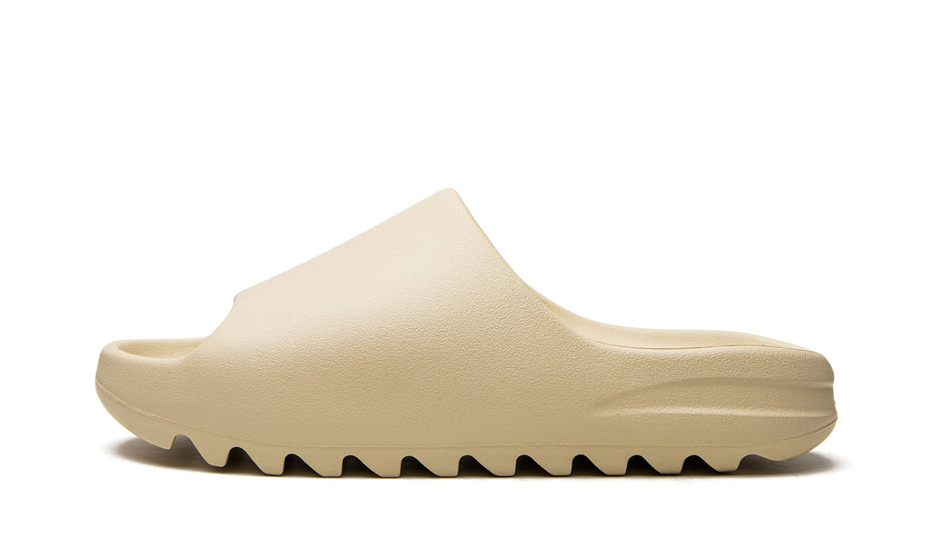 Yeezy Slide Sandals – Cream Beige