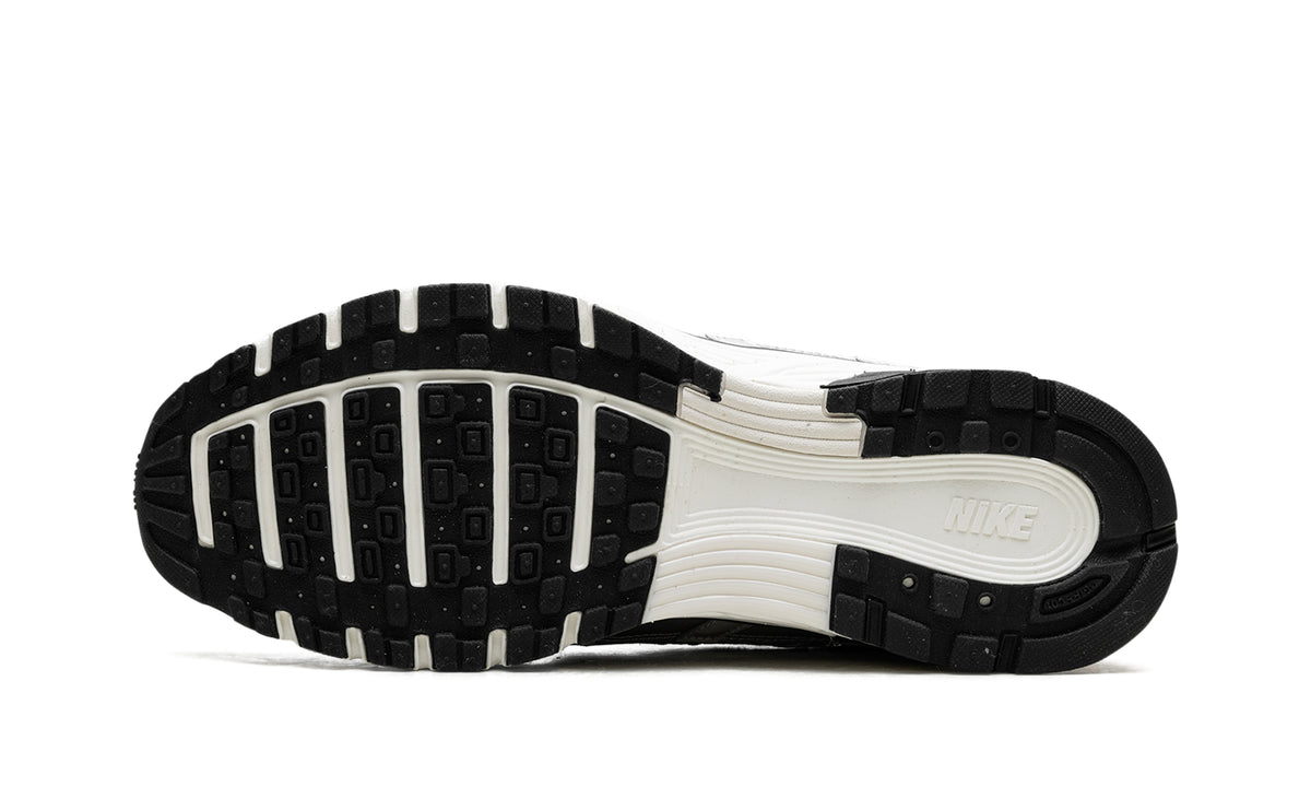 Nike P-6000 Sneakers - Metallic Silver, Grey and White with Black Details
