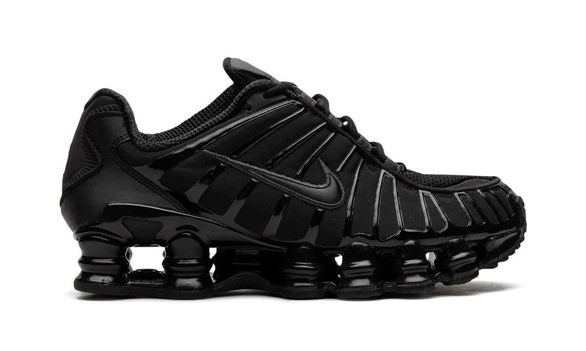 Nike Shox TL Sneakers in Black