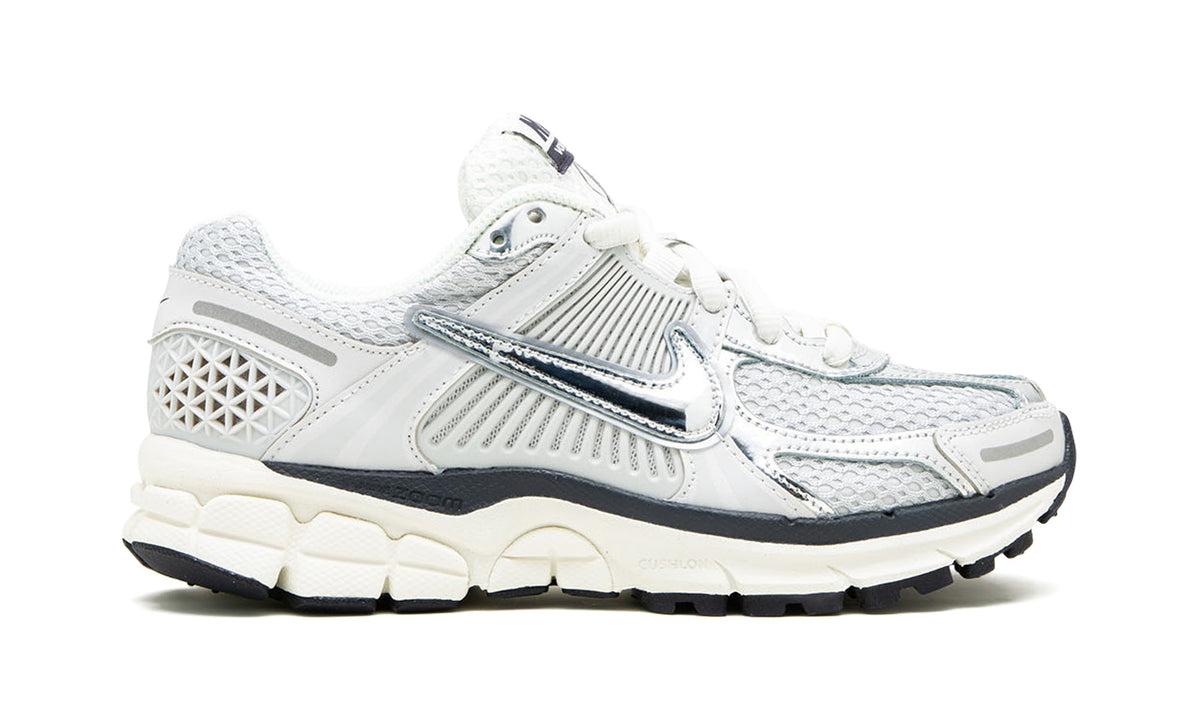 Nike Vomero 5 Sneakers in White & Grey