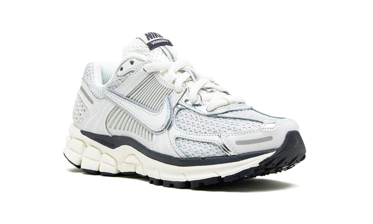 Nike Vomero 5 Sneakers in White & Grey
