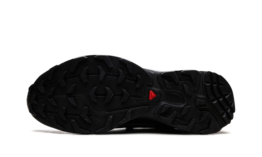 Salomon XT-6 GORE-TEX Sneakers in Black & Silver