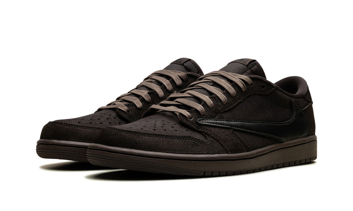 Travis Scott x Air Jordan 1 Low Sneakers – Black & Dark Brown